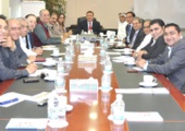 «سوق العمل» تطلع التجار الهنود على إجراءات «انتقال العامل»