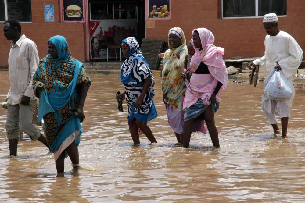 23 قتيلا في فيضانات السودان واجتماع طارئ للحكومة  دولية - صحيفة الوسط البحرينية - مملكة البحرين