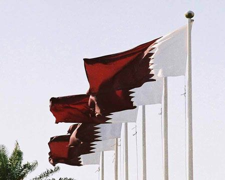 اللجنة الخليجية سترفع تقريرها النهائي بعد أسبوع سواءاً نفّذت قطر اتفاق الرياض أم لا  دولية - صحيفة الوسط البحرينية - مملكة البحرين