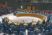 مجلس الأمن يتبنى قراراً تحت الفصل السابع يدعو الحوثيين للانسحاب من المناطق التي سيطروا عليها باليمن