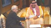 وزير الداخلية السعودي يبحث مع السفير البحريني التعاون المشترك