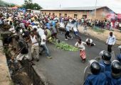 استئناف التظاهرات في انتظار احتمال تأجيل الانتخابات في بوروندي