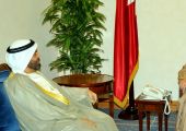 محمد بن مبارك يستقبل السفير الإماراتي ويؤكد على متانة العلاقات بين البلدين