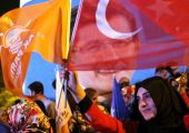 حزب العدالة والتنمية في تركيا يواجه تحدياً لتشكيل حكومة