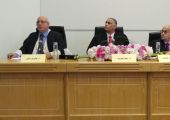 أطروحة علمية بجامعة البحرين: البحرين تبنت معايير حرية التعبير الدولية بشكل جيد