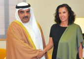 سلمان بن خليفة يستقبل السفيرة الألمانية بمناسبة انتهائ فترة عملها
