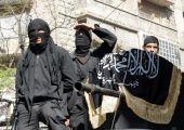 صفقة تبادل مع «النصرة».. 30 مليون دولار و5 نساء مقابل إطلاق العسكريين اللبنانيين