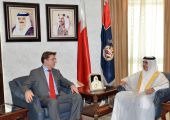 وزير الداخلية يبحث مع سفير المملكة المتحدة عدداً من الموضوعات ذات الاهتمام المشترك