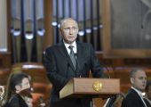 بوتين: العقوبات لن تغير موقف روسيا من النزاع مع أوكرانيا