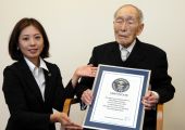 وفاة أكبر رجل معمر في العالم عن 112 عاما في اليابان