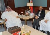 وزير الخارجية يستقبل رئيس مجلس إدارة جمعية البحرين لشركات التقنية
