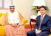 مستشار رئيس الوزراء يبحث مع السفير الصيني سبل تعزيز التعاون في مختلف المجالات