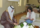 الشيخة ميّ تودع الملحق الثقافي السعودي لدى البحرين