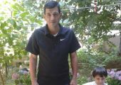 والد الطفل السوري الذي مات غرقاً عاد إلى كوباني لدفن عائلته