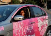 التاكسي الوردي... خدمة نسائية لمواجهة التحرش في مصر