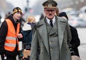 ممثل شخصية هتلر يتحول إلى نجم في شوارع ألمانيا