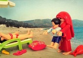 بالصور... أزمة اللاجئين تجسدها ألعاب الأطفال