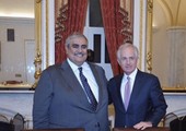 وزير الخارجية يستعرض التعاون مع رئيس لجنة الشئون الخارجية بمجلس الشيوخ الأميركي