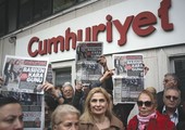 «يوم أسود للصحافة» في تركيا