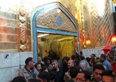 شاهد الصور...حشود تملئ العتبتين الحسينية والعباسية في أربعينية الإمام الحسين 