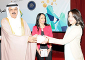 وزير التربية والتعليم يحضر احتفال الوزارة بيوم المرأة البحرينية