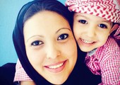 أميركيات يطاردن أزواجاً سعوديين إلكترونياً بشعار «أبناؤكم يريدون رؤيتكم»