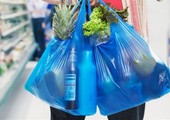بريطانيا: غرامة على الأكياس البلاستيكية تقلص استخدامها 78%