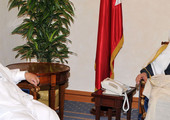 محمد بن مبارك يستقبل الأمين العام للاتحاد العام لنقابات عمال البحرين