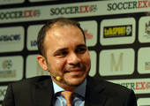 الأمير علي يدعو 