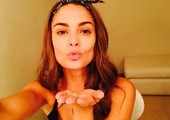بالصور... 10 ملكات جمال في سيلفي من دون مكياج