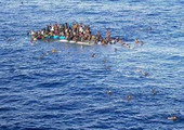 مصرع عشرة مهاجرين إثر غرق مركبهم في بحر ايجه