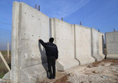 تركيا تنهي بناء أجزاء كبيرة من الجدار الفاصل مع سورية