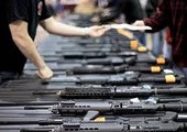 أوباما يحتكم للرأي العام في قضية الأسلحة النارية