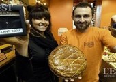 مخبز فرنسي يخفي ماستين في منتجاته لزيادة المبيعات