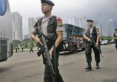 مقتل ثلاثة أشخاص في سلسلة انفجارات بوسط العاصمة الإندونيسية