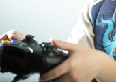 طفل يشكو والدته للشرطة لأنها منعته من لعبة فيديو