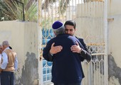  بالصور : بحرينيون  يشيعون رجل الاعمال روبين بمقبرة اليهود في المنامة  ‏‫