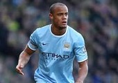 كومباني قائد مانشستر سيتي يعود للملاعب في غضون أسبوعين