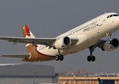 الجزائر تعلّق الرحلات الجوية إلى ليبيا