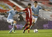 بطولة إسبانيا: إشبيلية يبقى في صراع دوري الأبطال