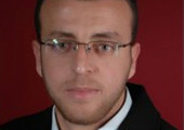 محمود عباس طلب تدخل كيري لدى إسرائيل للإفراج عن صحافي معتقل