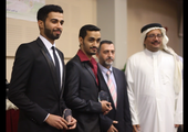 طالبان بجامعة البحرين يطوران مقعداً ذكياً يستجيب للحركة بالصوت 
