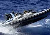 اليونان تحتجز سفينة محملة بالأسلحة كانت راسية بمدينة 