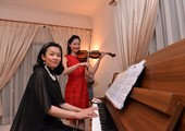 حفل موسيقي احيته فناناتان يابانياتان في مقر السفير الياباني
