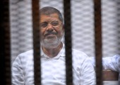 مصر: تأجيل محاكمة مرسي و10 آخرين بـ