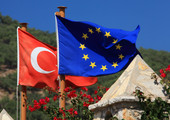 معهد حقوقي ألماني يبدي تشككه حيال الاتفاق بين الاتحاد الأوروبي وتركيا
