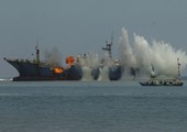 إندونيسيا تفجر سفينة مطلوبة دولياً بسبب الصيد غير المشروع