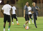 فان مارفيك يستبعد بصاص من معسكر المنتخب السعودي