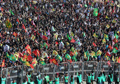 الأكراد في تركيا يحتفلون بعيد نوروز وسط مخاوف أمنية