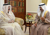 رئيس الوزراء يستقبل الجار الله وينوه بدور الصحافة الكويتية في المشهد الخليجي والعربي